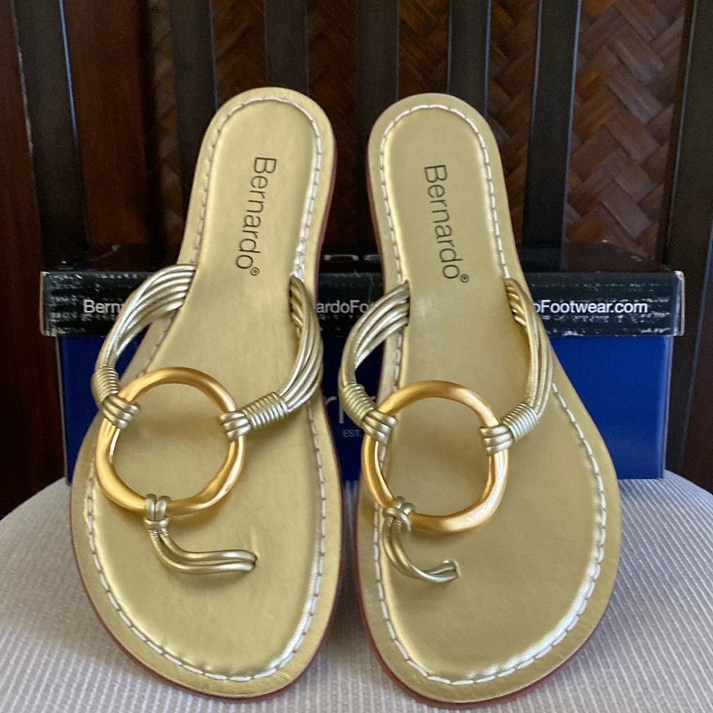 BERNARDO - ***RARE***Medieval Nappa Gold 12M NWT